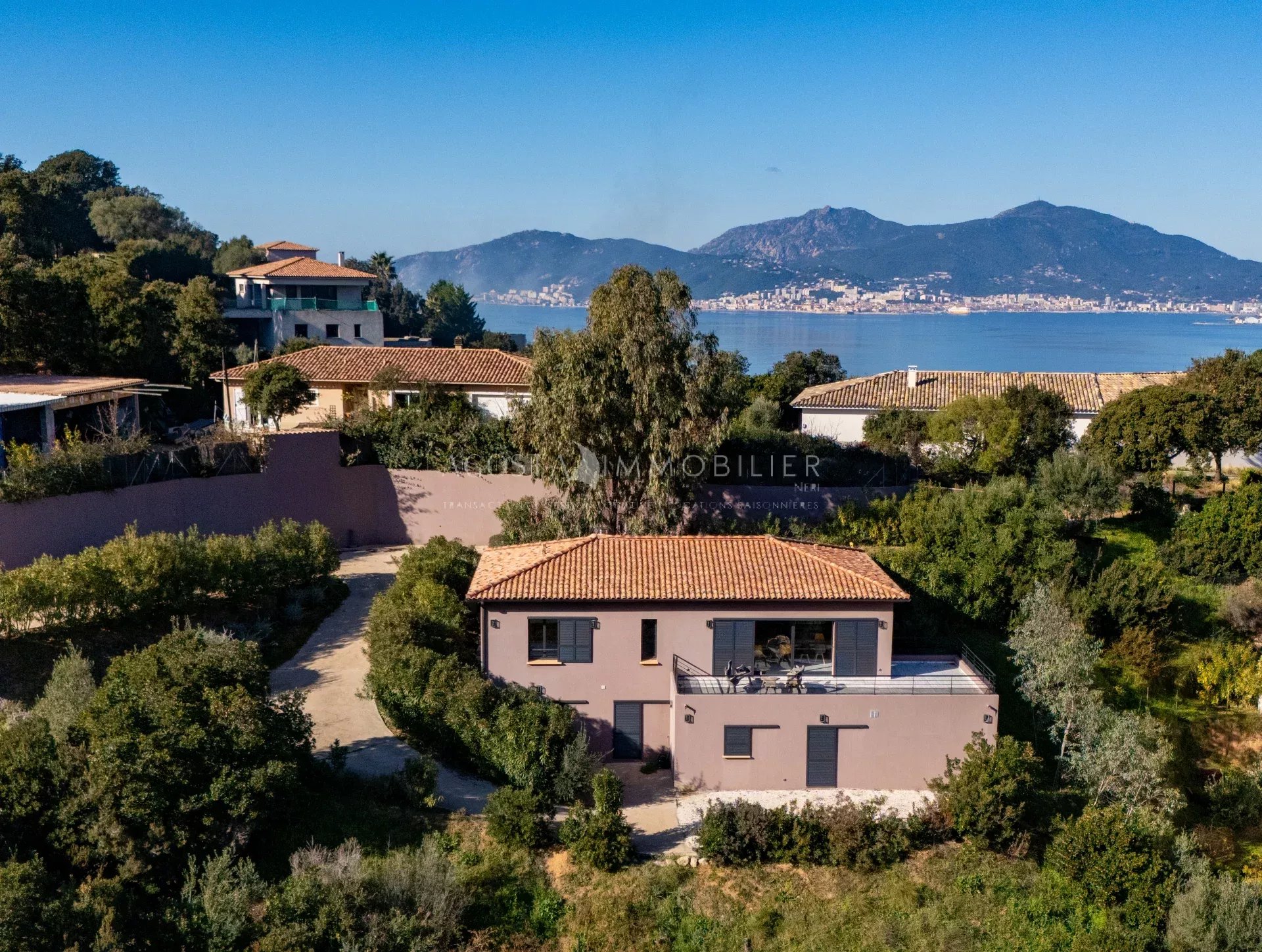 A VENDRE VILLA SPACIEUSE- PORTICCIO