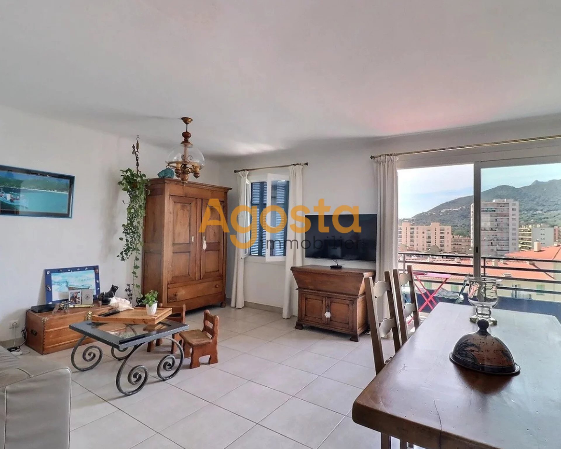 EXCLUSIVITE - T3 APERÇU MER  QUARTIER SAINT-PAUL