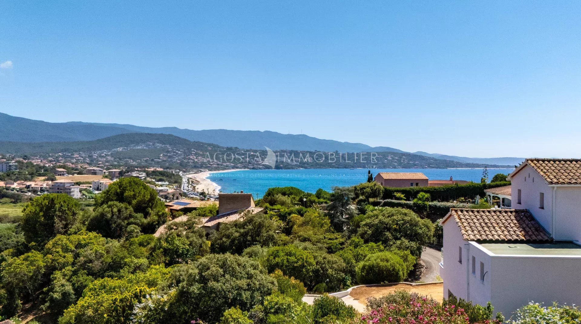 AGOSTA PLAGE VILLA A VENDRE