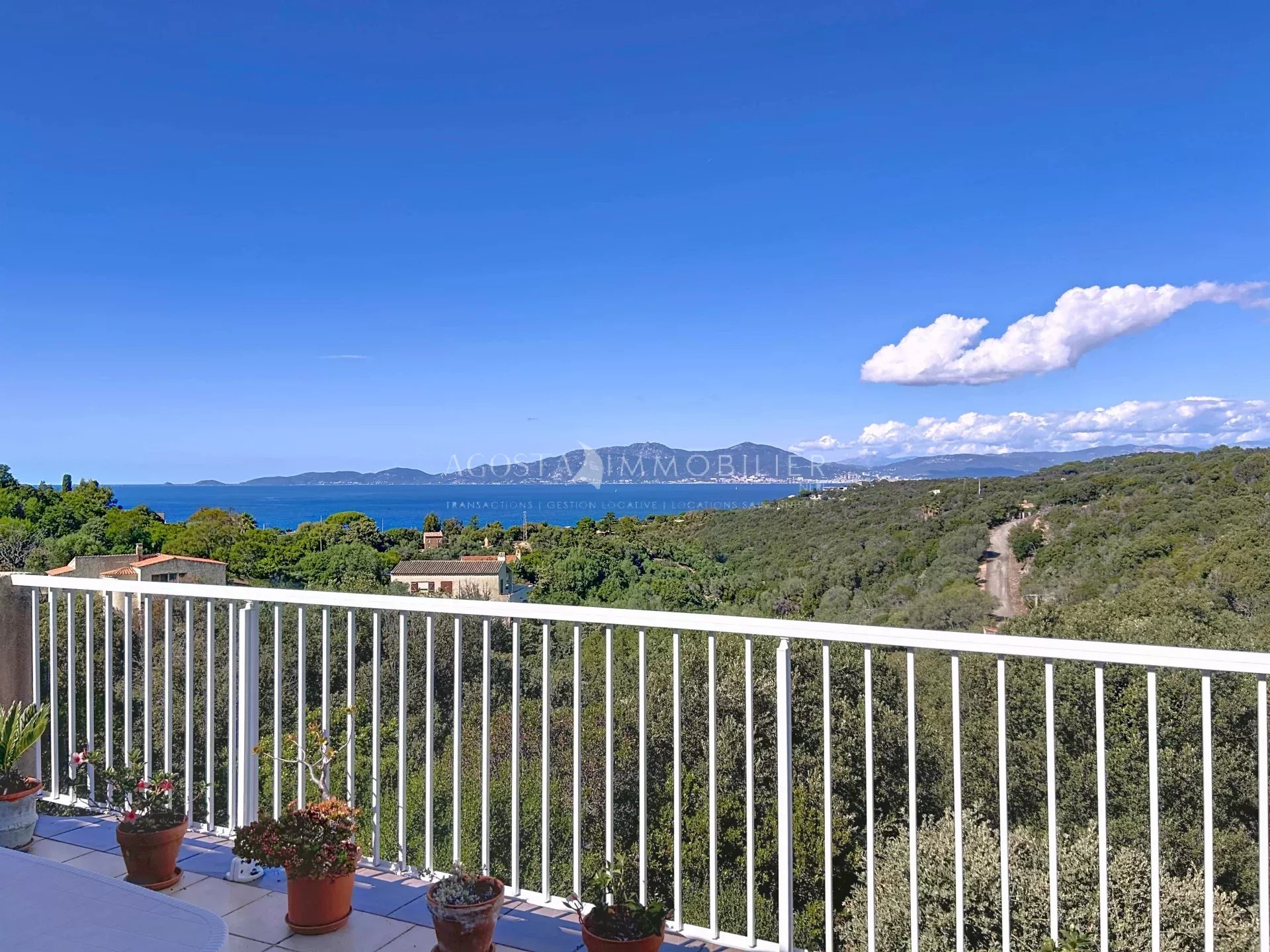 EXCLUSIF MAISON A VENDRE VUE MER PORTIGLIOLO