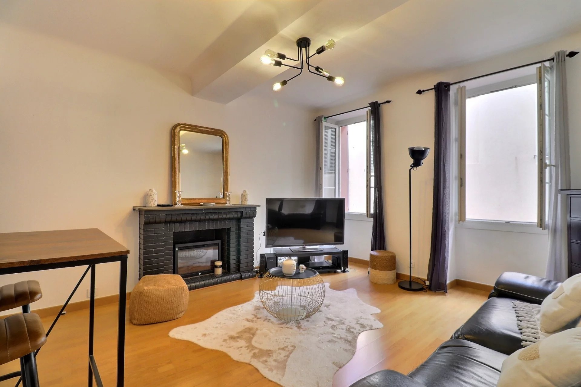 APPARTEMENT T3 HYPER CENTRE