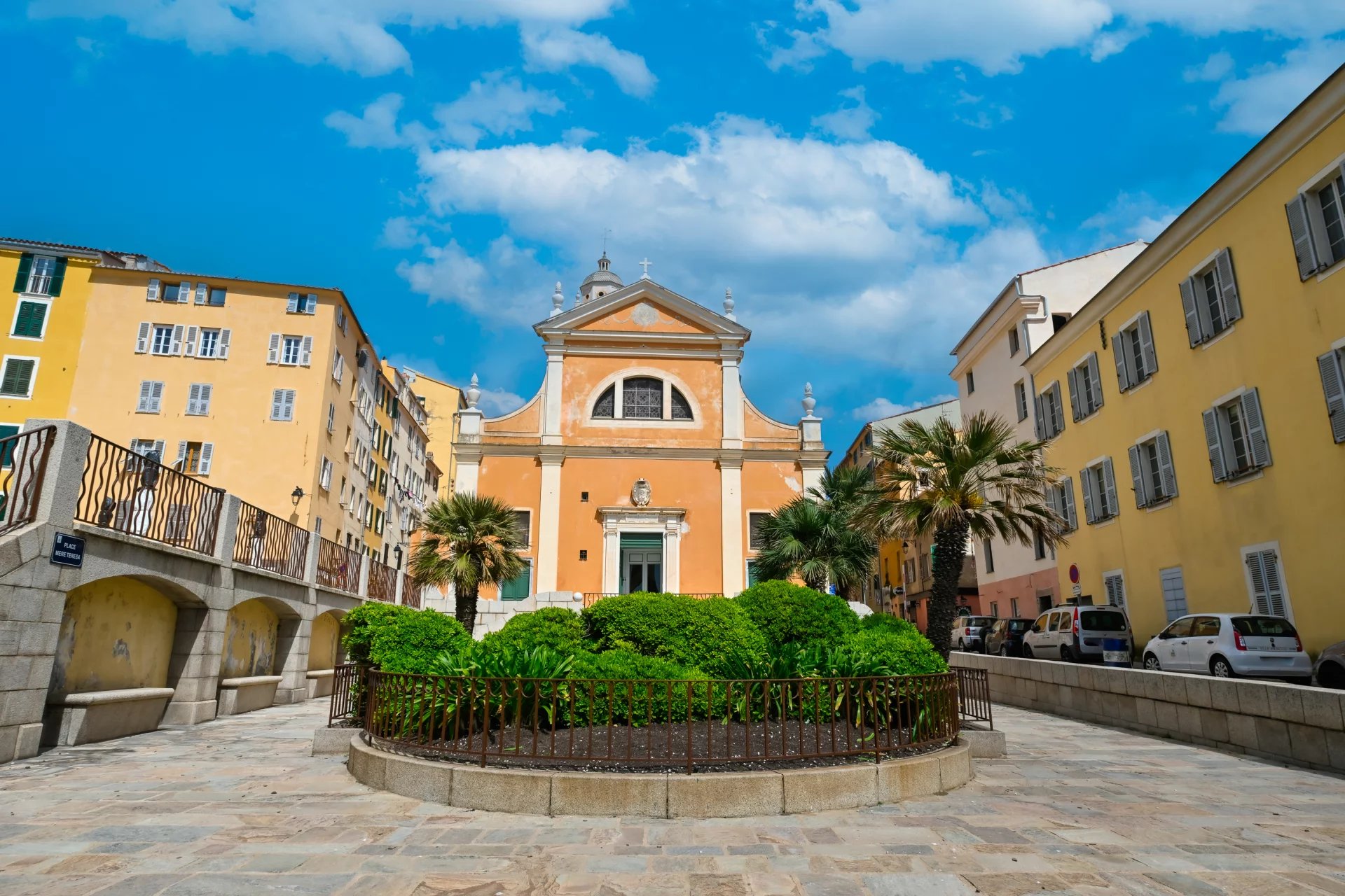 GRAND T2 HYPER CENTRE VIEILLE VILLE AJACCIO