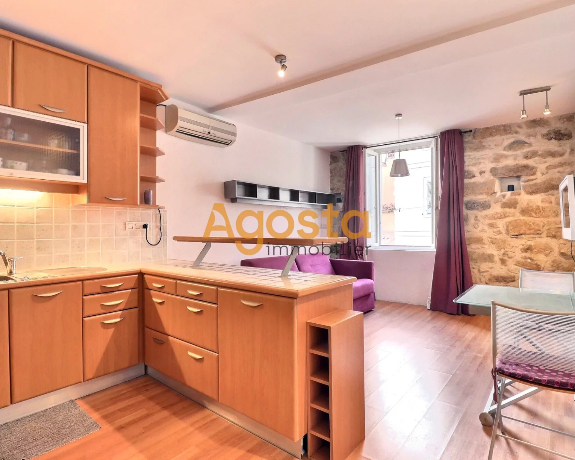 STUDIO 27 M² RUE FESCH