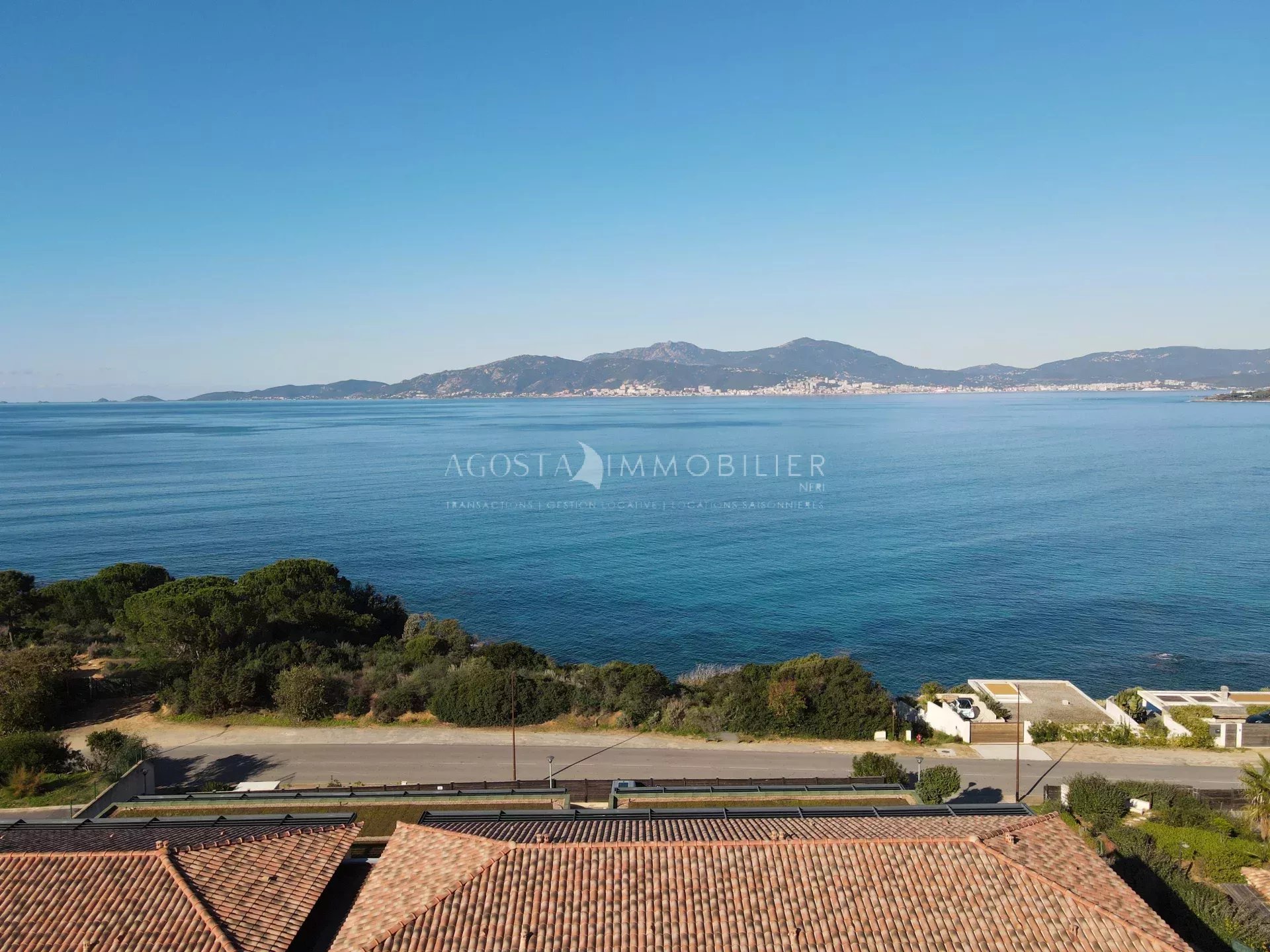 APPARTEMENT T3 TERRASSE VUE MER PANORAMIQUE PIETROSELLA