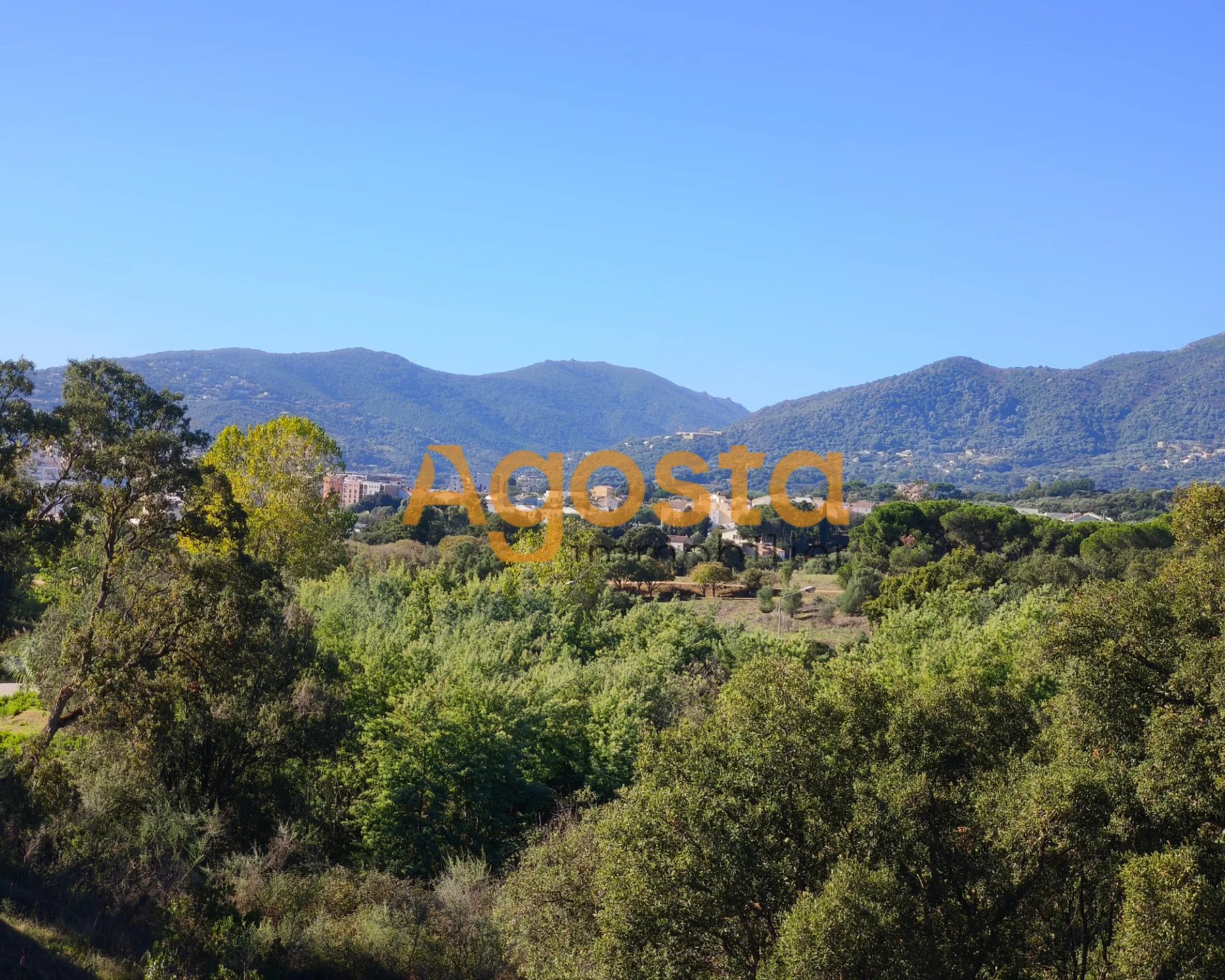 EXCLUSIVITE T2 AVEC JARDIN ET TERRASSE