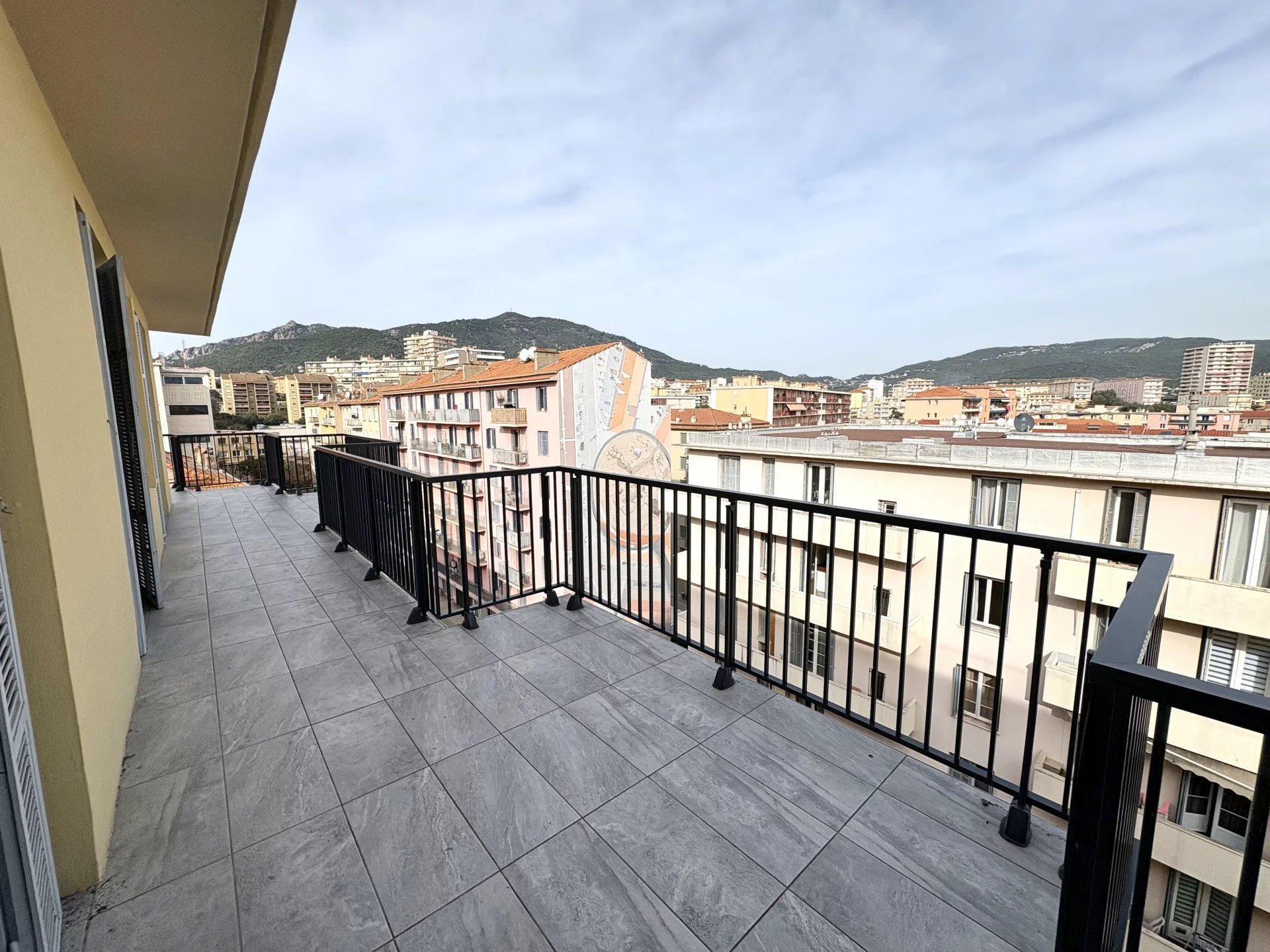 T3 dernier étage terrasse 40m2