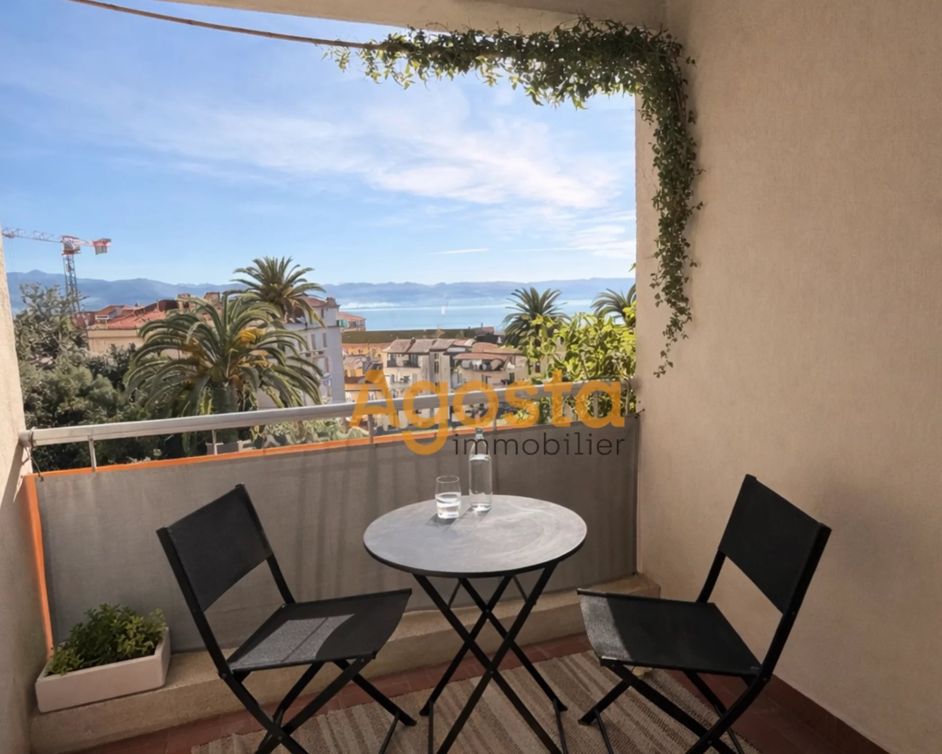 T1 vue mer proche du centre-ville