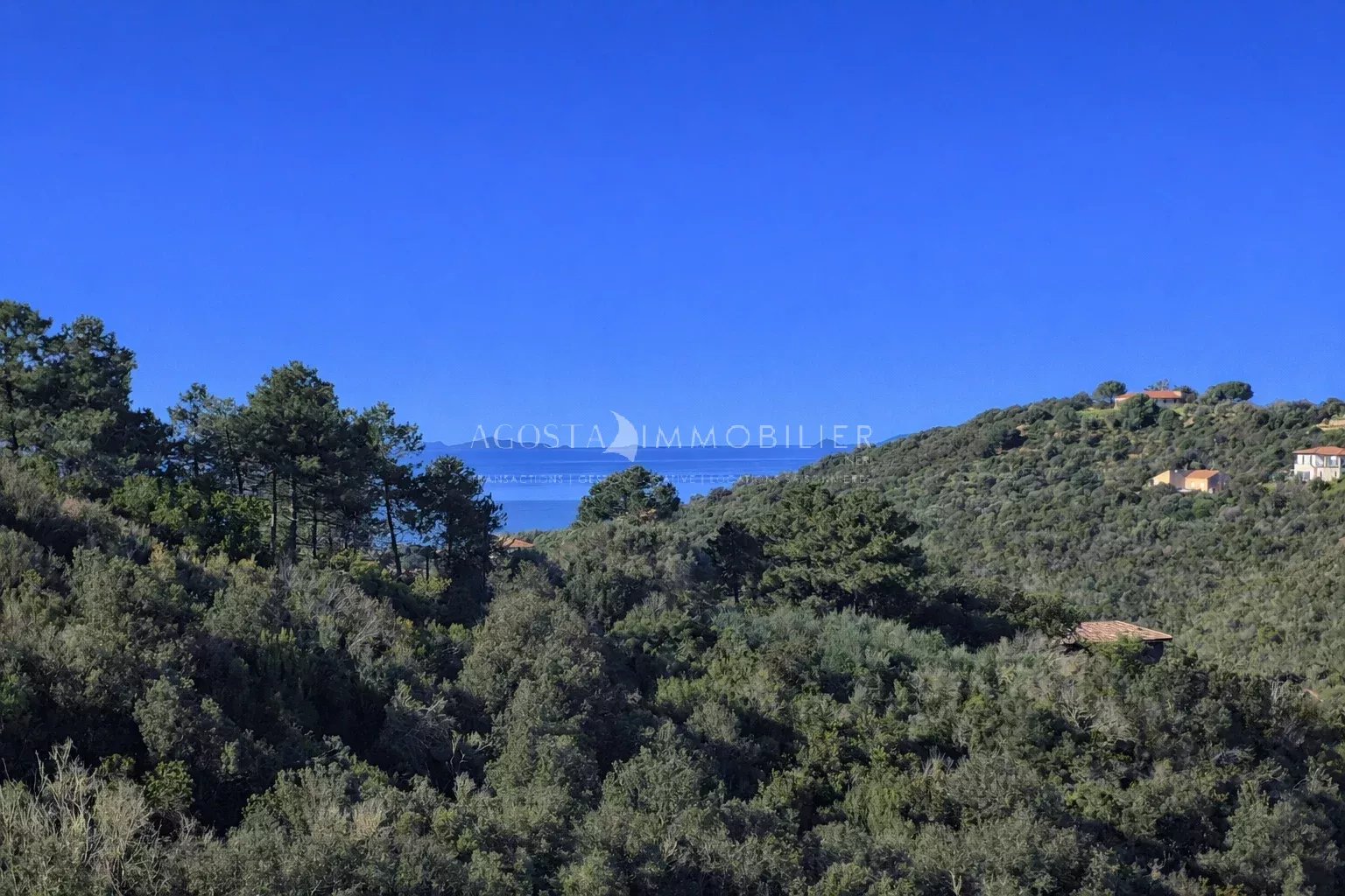 APPARTEMENT T3 TERASSE VUE ILES SANGUINAIRES PIETROSELLA