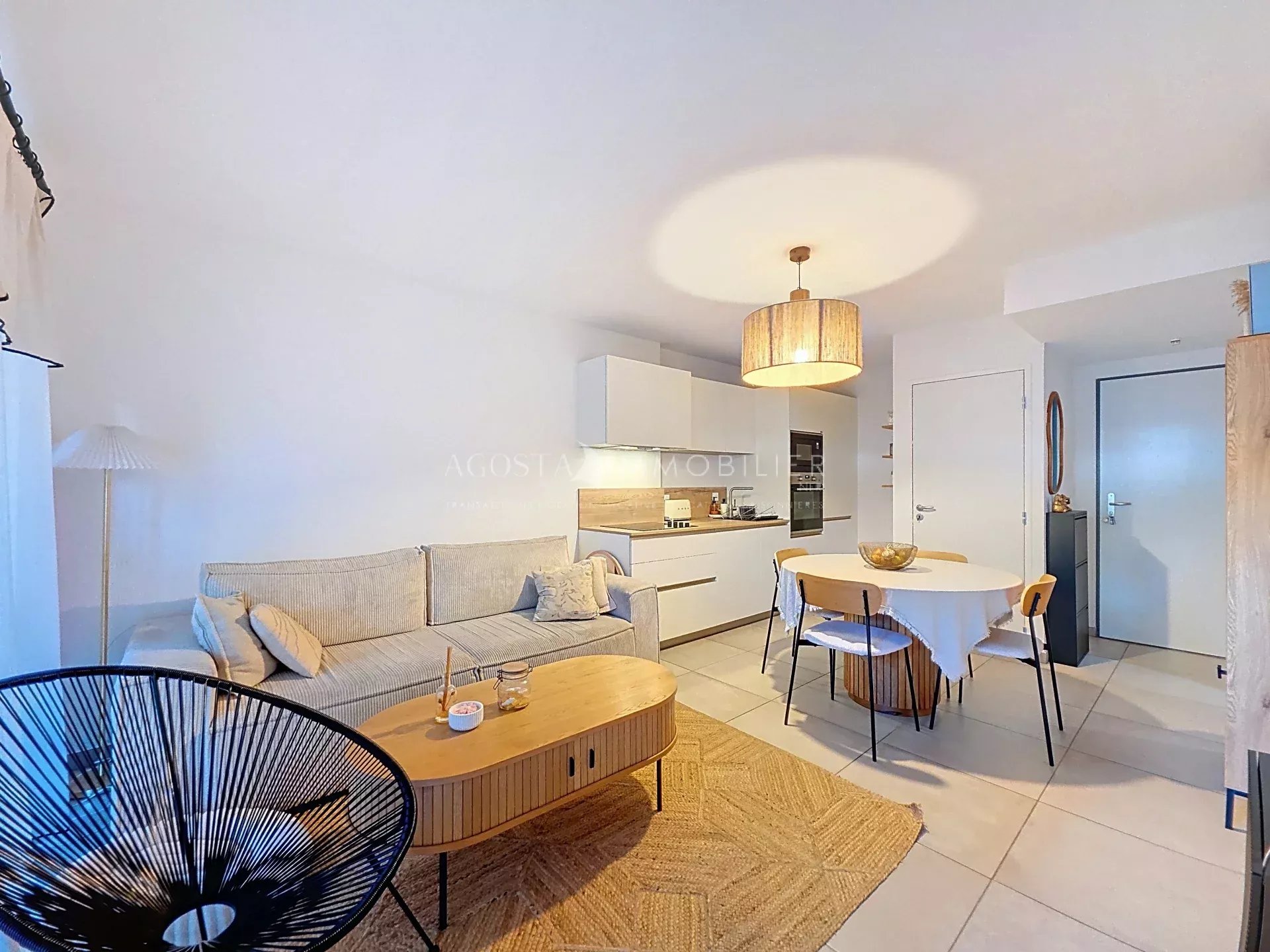 À vendre – Charmant T2 avec terrasse et jardinet à Porticcio